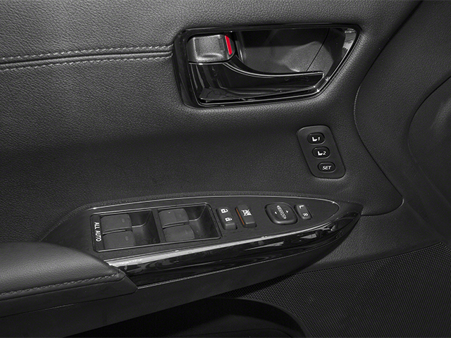 2014 Toyota Avalon XLE