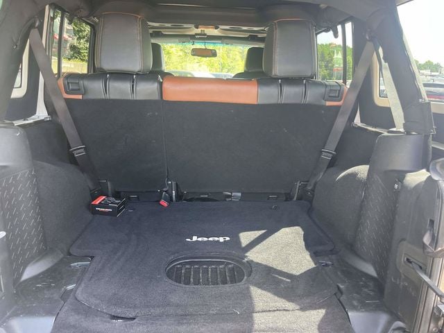 2016 Jeep Wrangler Unlimited Sahara