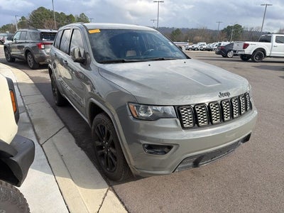 2020 Jeep Grand Cherokee Altitude