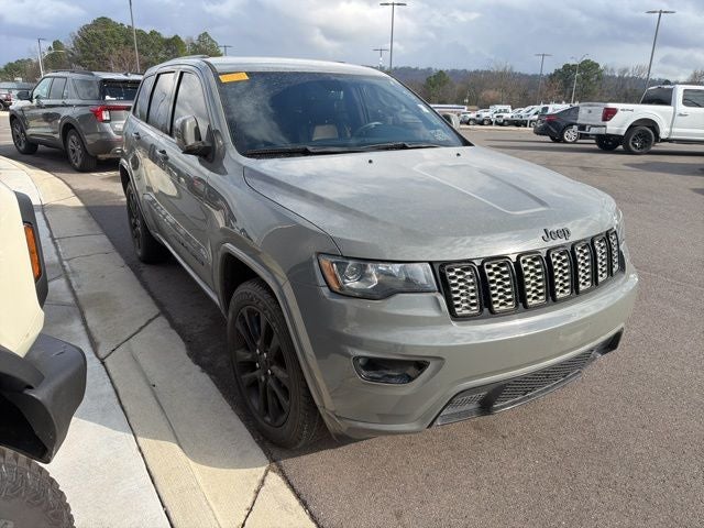 2020 Jeep Grand Cherokee Altitude