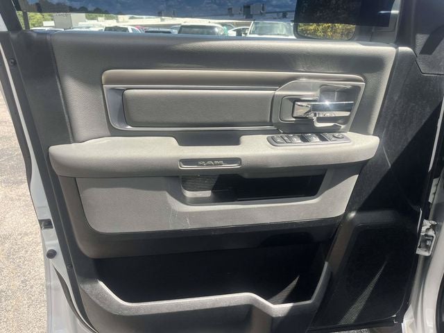 2018 RAM 1500 SLT
