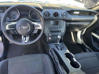 2017 Ford Mustang V6