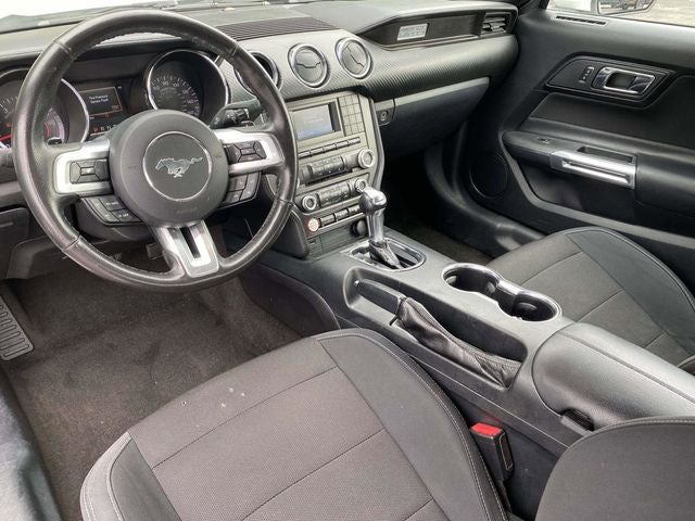 2015 Ford Mustang V6