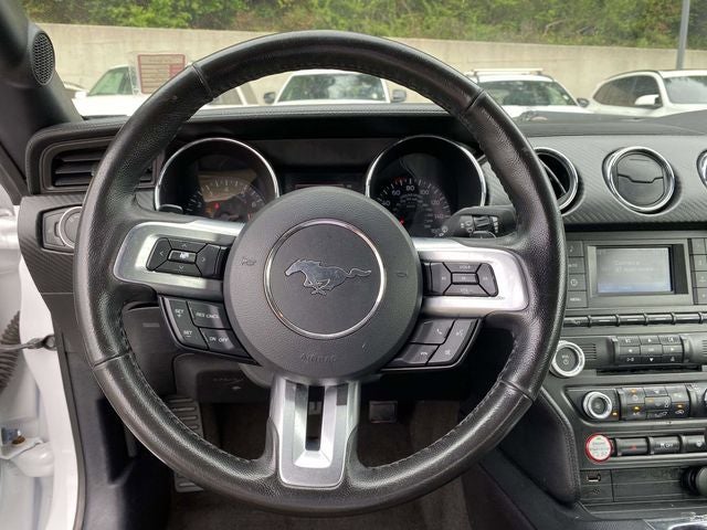 2015 Ford Mustang V6