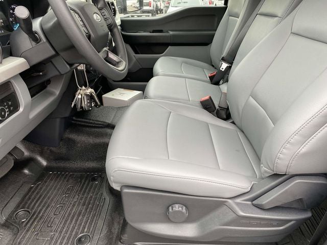 2025 Ford F-600SD XL Commercial