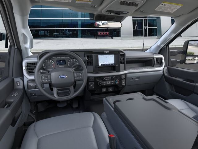 2025 Ford F-600SD XL