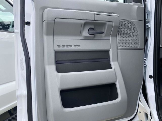 2026 Ford E-350SD Base Cutaway