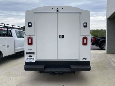 2026 Ford E-350SD Base Cutaway