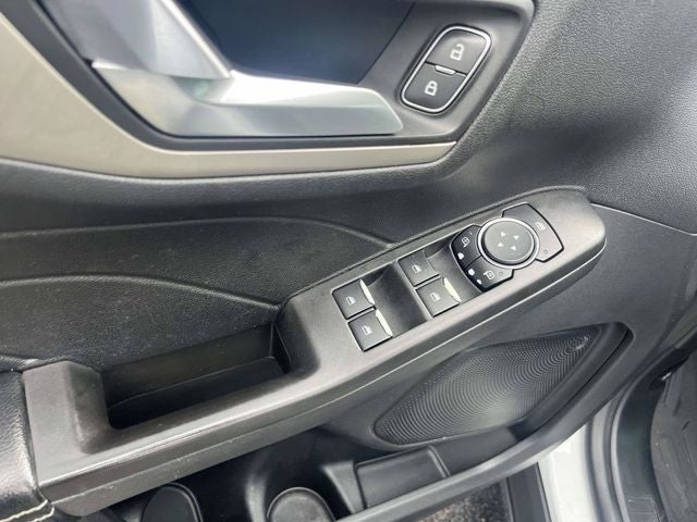2021 Ford Escape Hybrid SE
