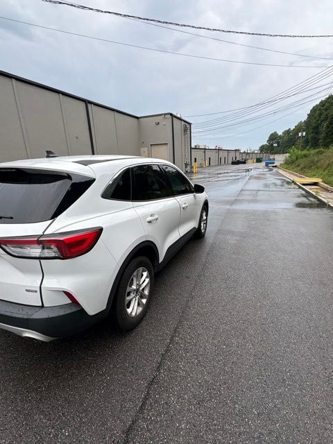 2021 Ford Escape Hybrid SE