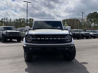 2026 Ford Bronco Outer Banks