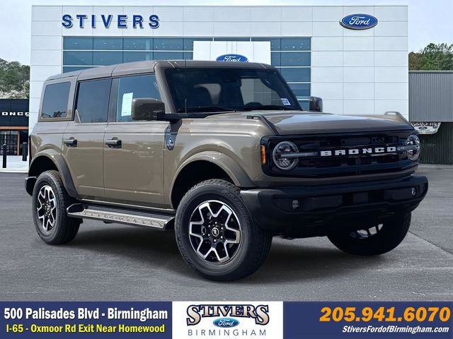 2026 Ford Bronco Outer Banks