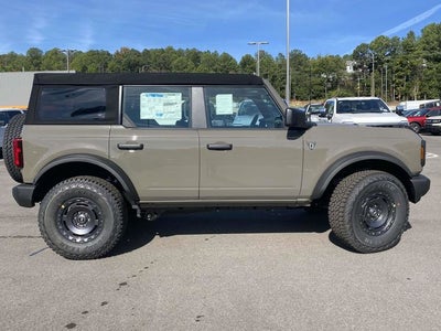 2025 Ford Bronco Base