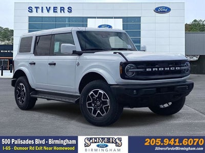 2026 Ford Bronco Outer Banks