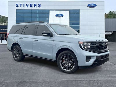 2025 Ford Expedition Platinum