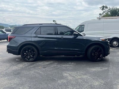 2023 Ford Explorer ST-Line