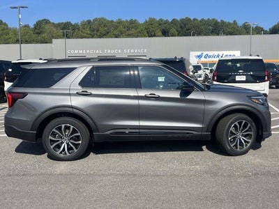 2027 Ford Explorer ST-Line