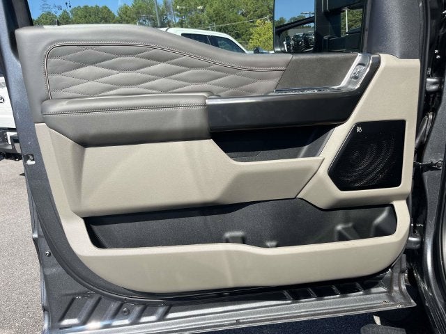 2027 Ford F-250SD Platinum