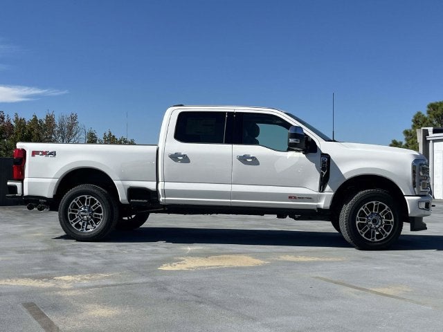 2027 Ford F-350SD Platinum