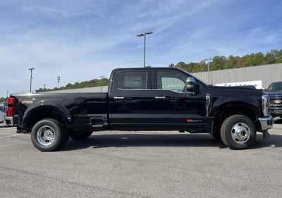 2027 Ford F-350SD Lariat DRW