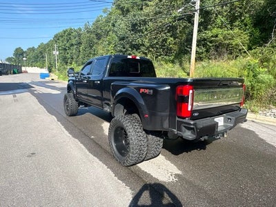 2025 Ford F-450SD Platinum DRW
