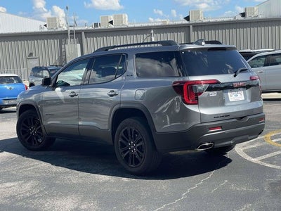 2022 GMC Acadia SLE