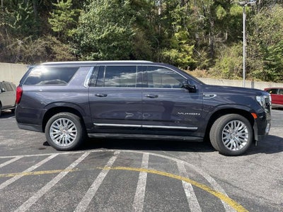 2023 GMC Yukon XL SLT
