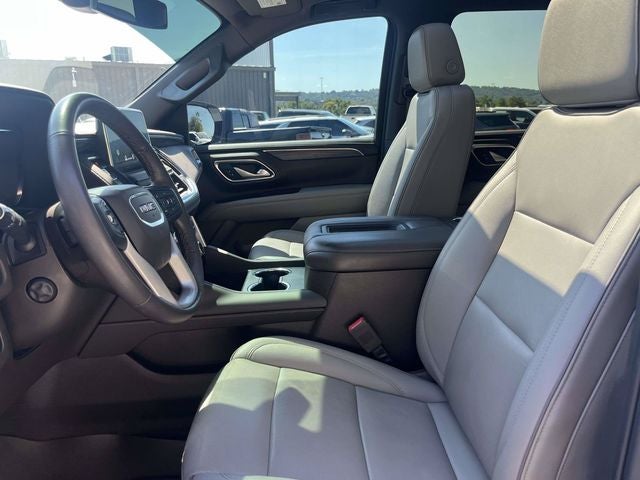 2022 GMC Yukon XL SLT