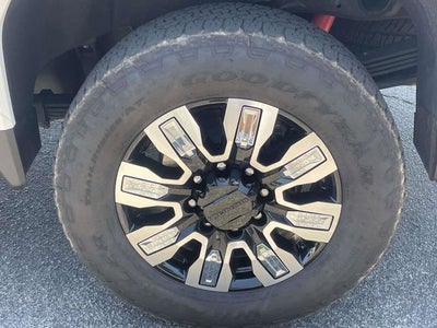 2025 GMC Sierra 2500HD Denali