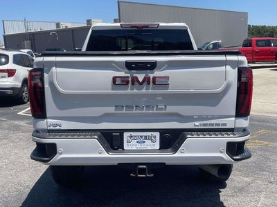 2025 GMC Sierra 2500HD Denali