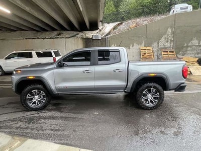 2024 GMC Canyon AT4