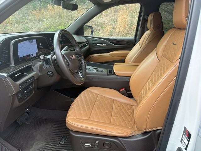 2022 Cadillac Escalade ESV Premium