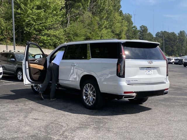 2022 Cadillac Escalade ESV Premium