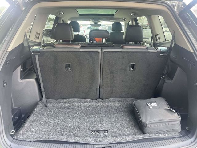 2024 Volkswagen Atlas 2.0T Peak Edition SE w/Technology