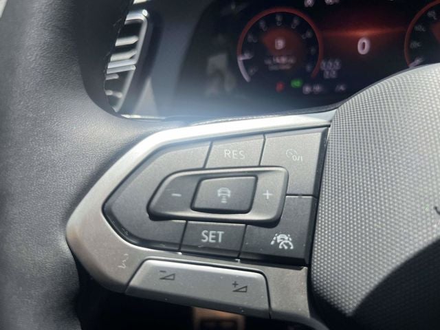 2024 Volkswagen Atlas 2.0T Peak Edition SE w/Technology