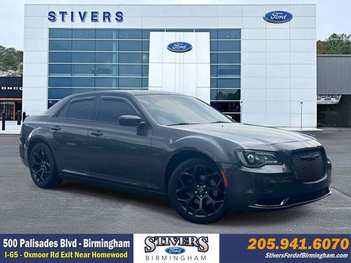 2019 Chrysler 300 Touring