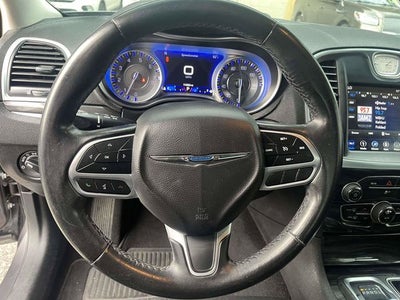 2019 Chrysler 300 Touring