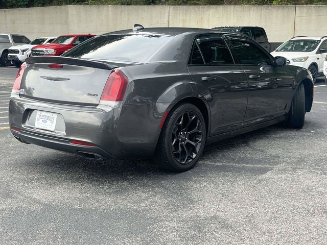 2019 Chrysler 300 Touring