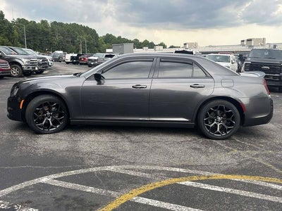 2019 Chrysler 300 Touring
