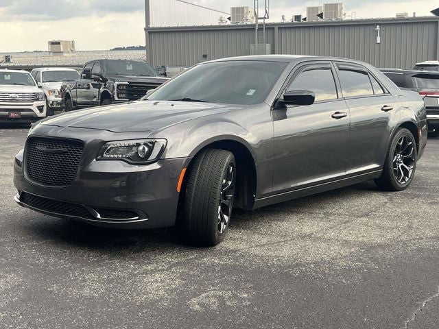 2019 Chrysler 300 Touring