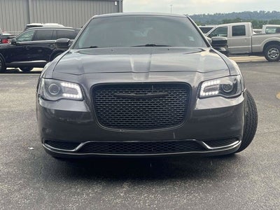 2019 Chrysler 300 Touring