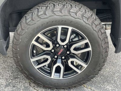 2025 GMC Sierra 1500 AT4