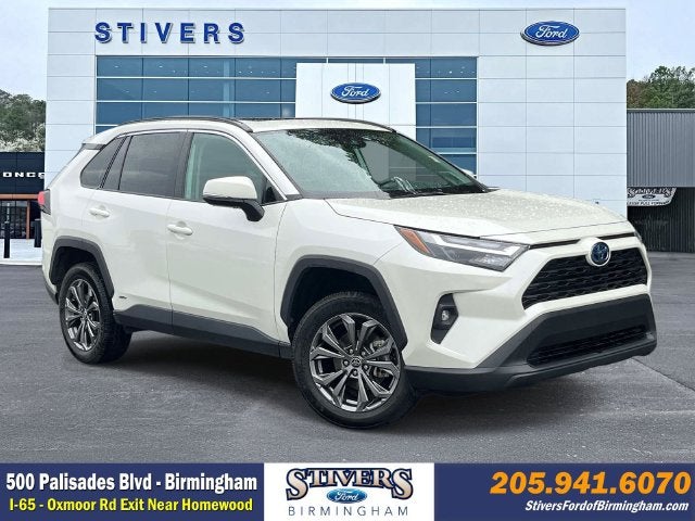 2022 Toyota RAV4 Hybrid XLE Premium