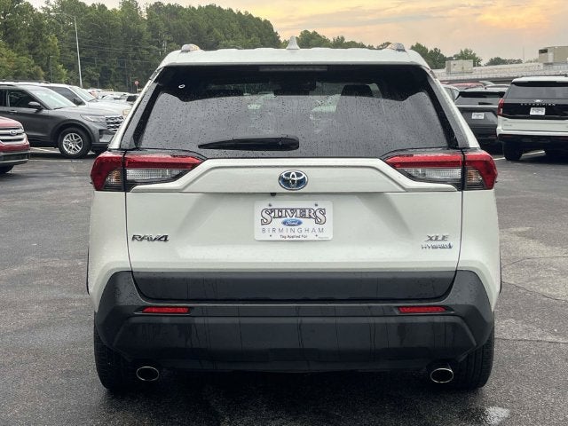 2022 Toyota RAV4 Hybrid XLE Premium