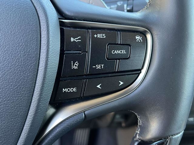 2020 Lexus ES 300h Ultra Luxury