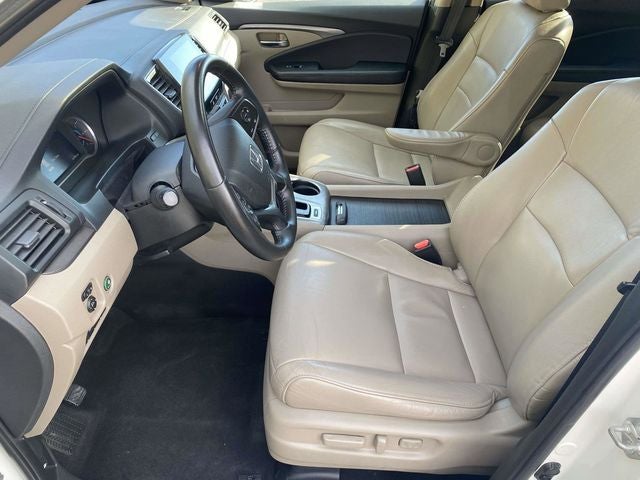 2019 Honda Pilot EX-L w/Navigation and Rear Entertainment System