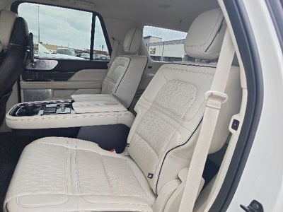 2021 Lincoln Navigator Black Label