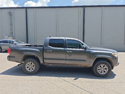 2017 Toyota Tacoma SR