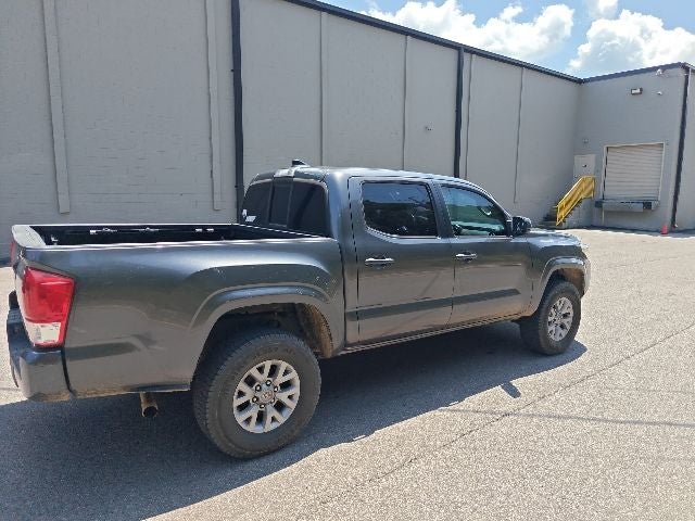 2017 Toyota Tacoma SR