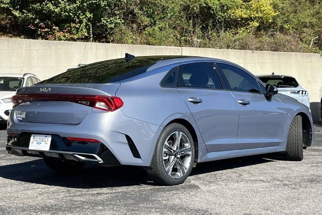 2022 Kia K5 EX
